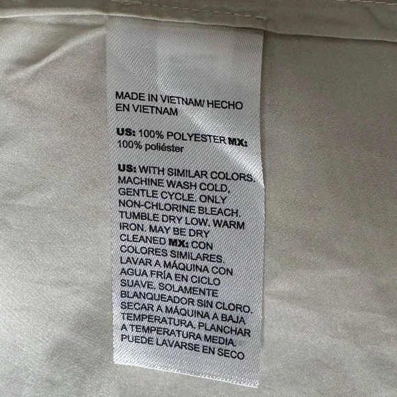 Chico’s | Beige Utility Button Down Blouse | Drawstring Cuffs | Size 1.5 (US 10) - Picture 7 of 7